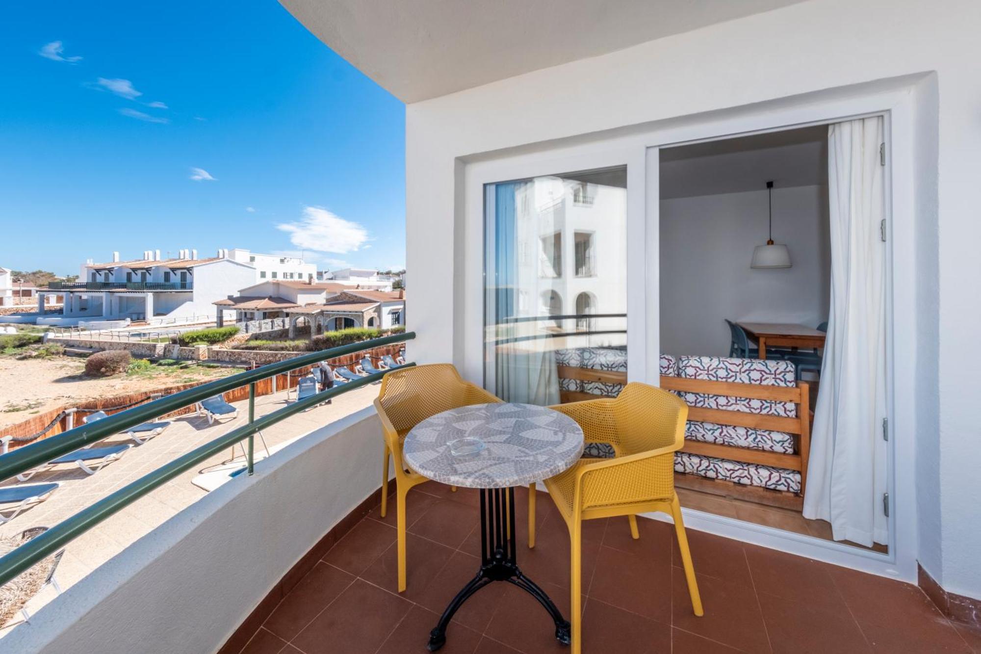 קאלה בלנקה Apartamentos Sol Ponent מראה חיצוני תמונה